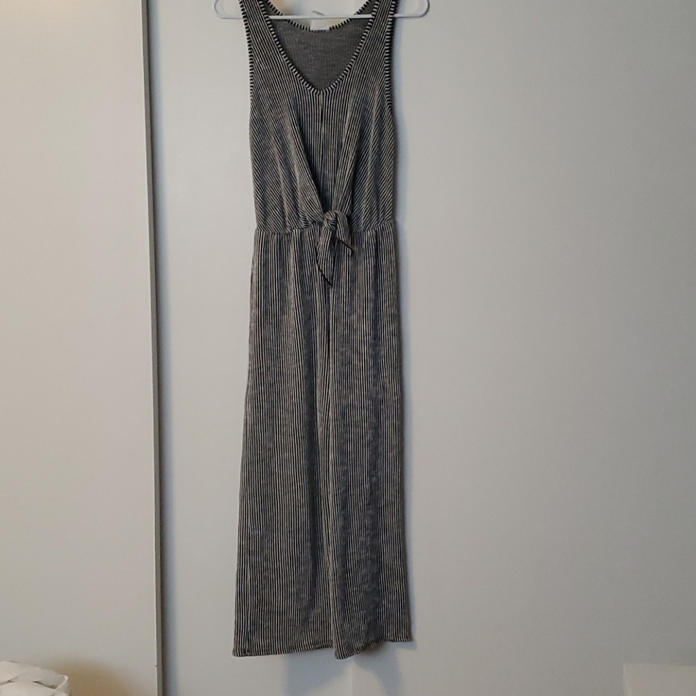 ⚡️2 for $20⚡️ Black And White Striped Jumpsuit